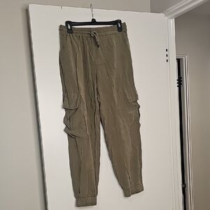 Zara  Khaki Cargo Pants